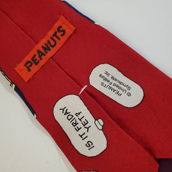 Peanuts Snoopy "Is it Friday Yet?" silk neck tie office desk work - Picture 3 of 5
